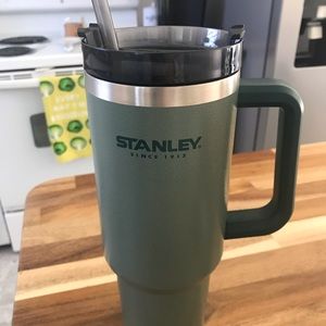 40 oz. Stanley Adventure Cup in Hammertone Green